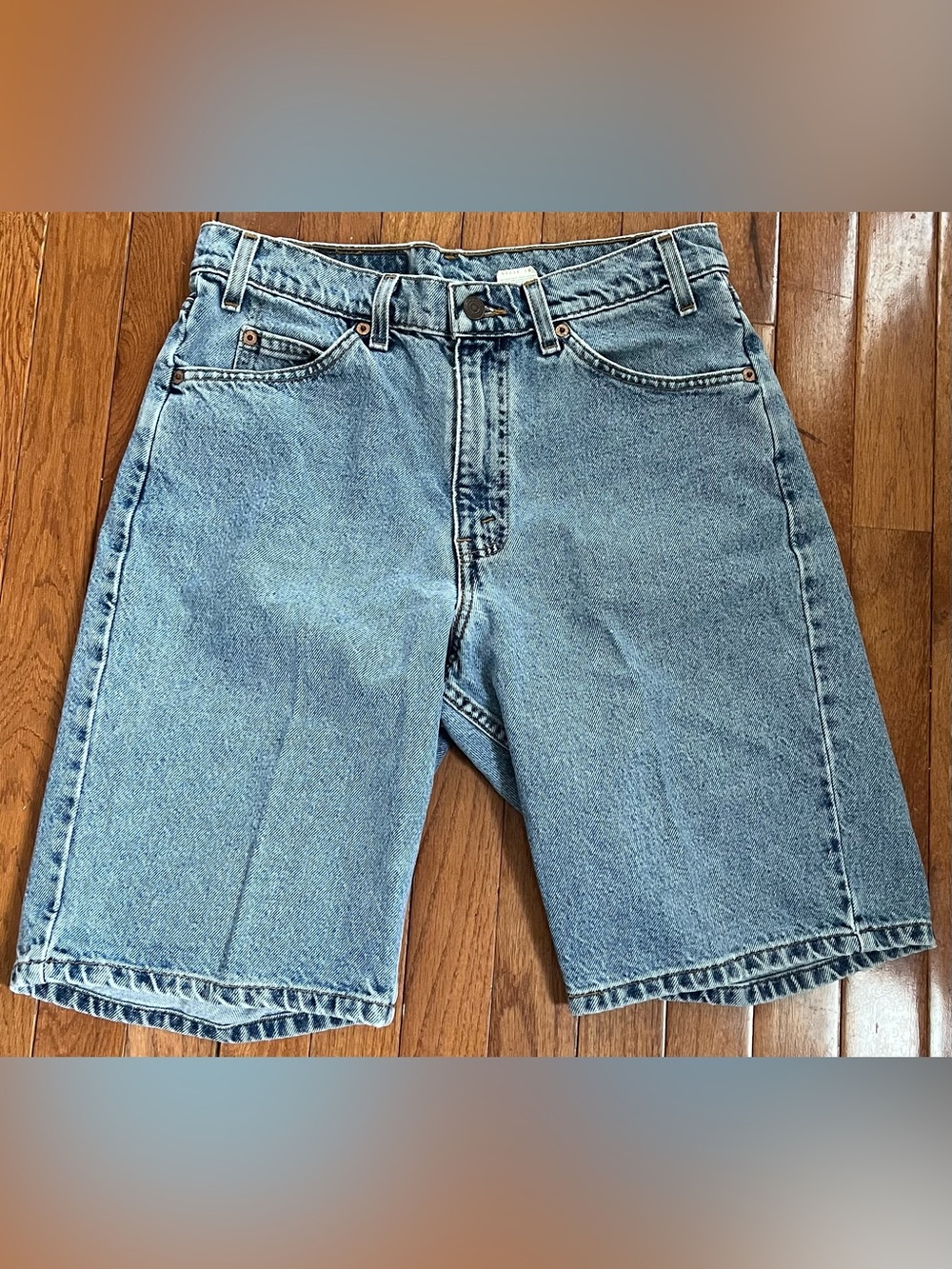 VintageLevi’s 550 Relaxed Fit Denim Jorts Men’s 32 Light Wash Jean Shorts
